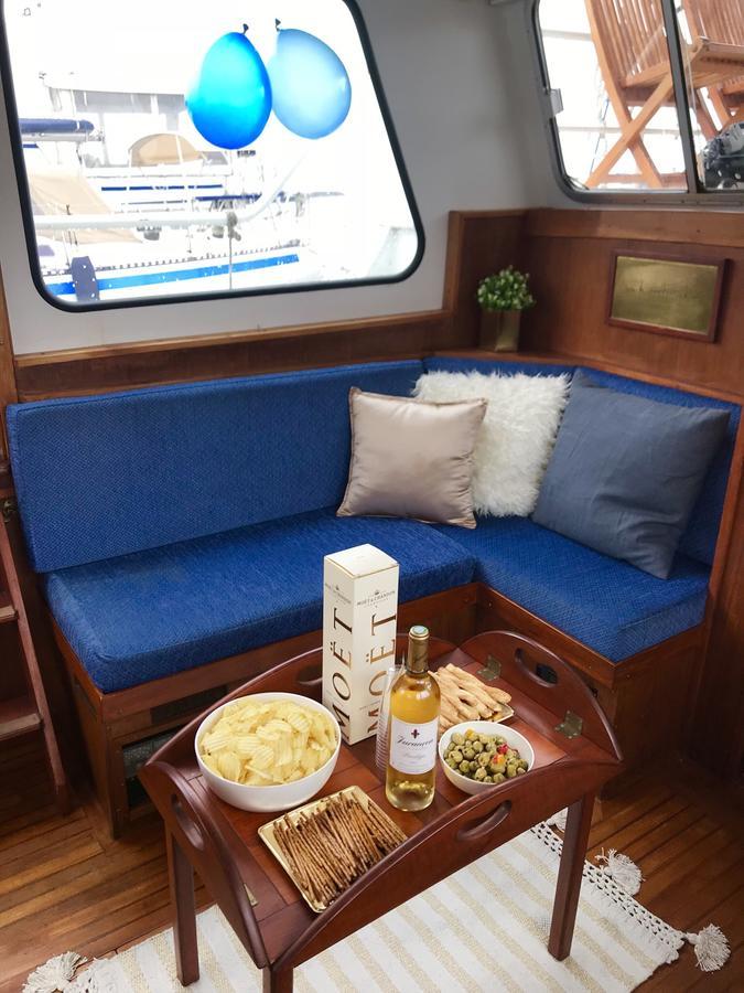 Homeboat-Maison Flottante Geneva Ngoại thất bức ảnh